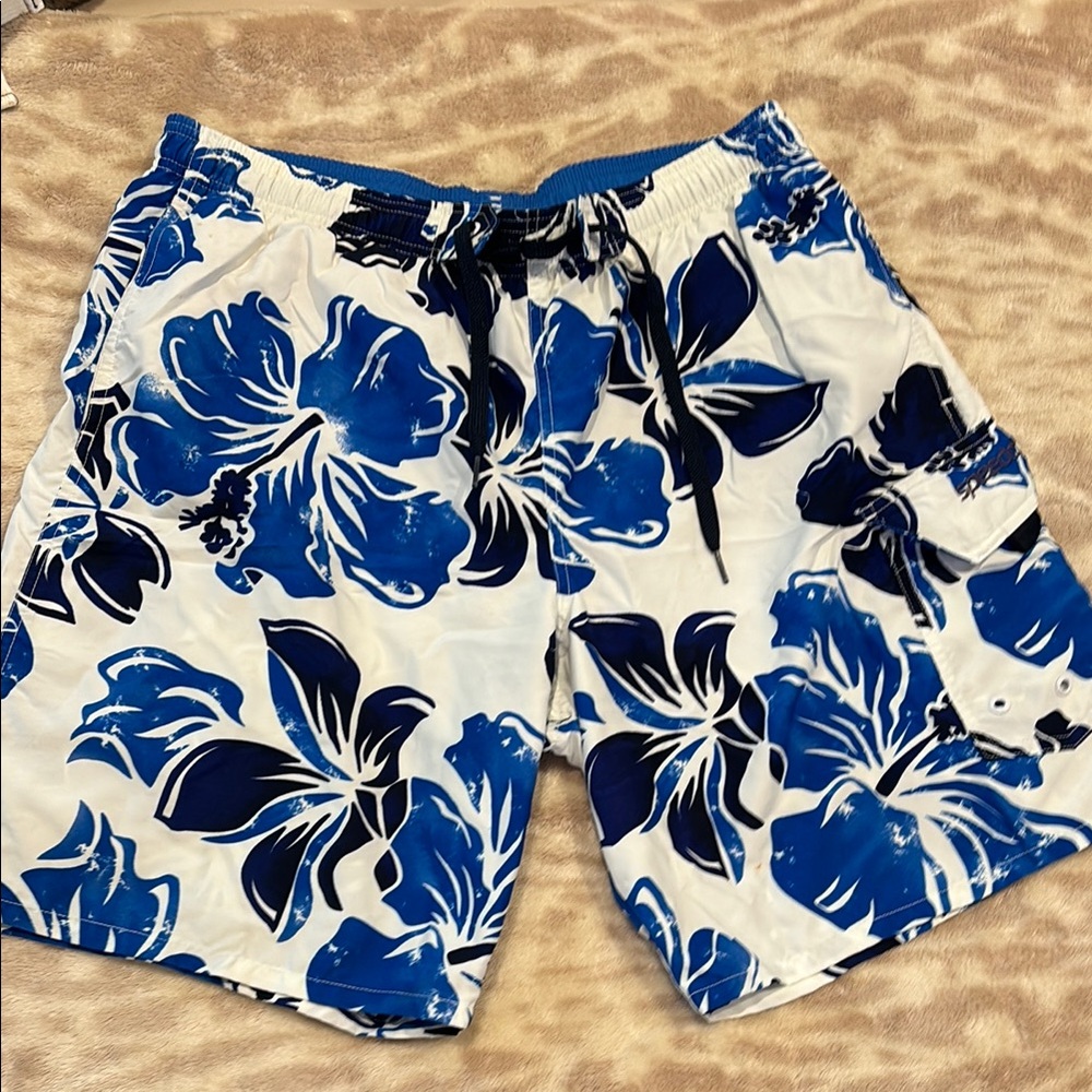 Speedo Blue and White Board Shorts Hibiscus Pattern